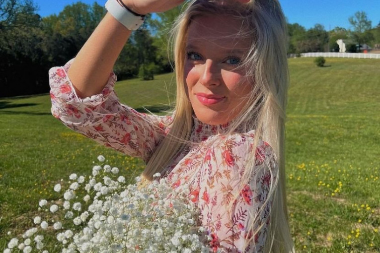 Anabel Hem preminula