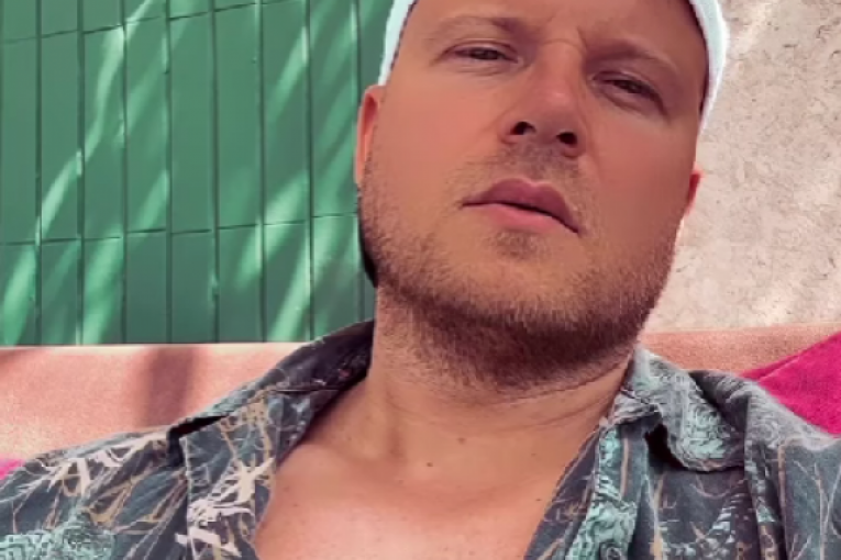 Bivše zadrugarke na bazenu