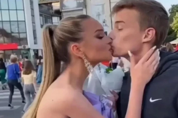 "UBICA NAŠE DECE ĆE IZAĆI ZA DVE GODINE, BORIĆEMO SE DA ZVER OSTANE IZA REŠETAKA!" Bolna ispovest skrhanog oca nastradalog Borisa (17) i njegove devojke: Mladalačka ljubav prerano ugašena!