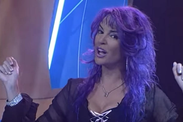 PEVAČICA SE OGLASILA NAKON PUŠTANJA IZ BOLNICE: Otkrila u kakvom je stanju!