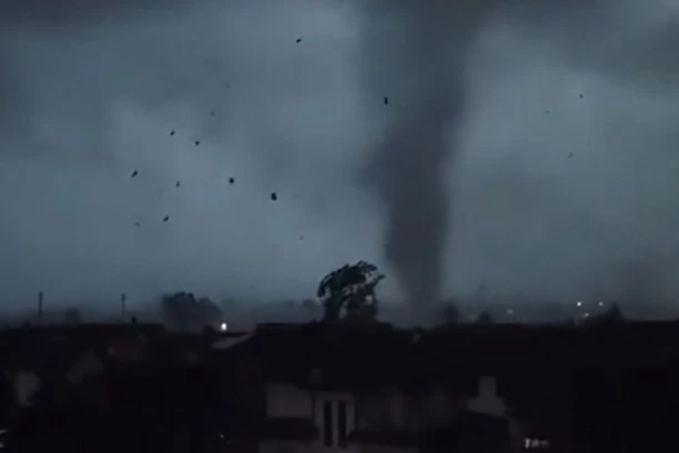 CRNI OBLACI I OPASNO VREME SVE BLIŽI SRBIJI! Evo da li će nas pogoditi SUPERĆELIJSKA OLUJA! Za nekoliko sati kreće HAOS!