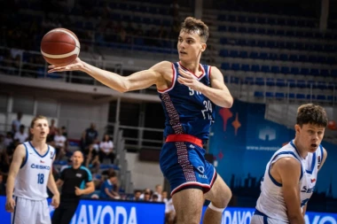 PUKLA STOTKA U ČAIRU! "Orlići" UNAKAZILI Čehe! Srbija BRUTALNA na startu Evropskog prvenstva!