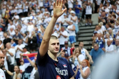 SRBI BESNI - JOKIĆ META ŽESTOKIH NAPADA: Marej NIJE UMORAN, a on jeste?! Može da TUČE BUREKE po Somboru... (FOTO)