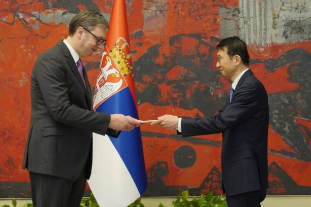 VAŽAN SASTANAK PRED NAMA: Vučić sa Akirom Imamurom, ambasadorom Japana, prijateljske zemlje sa kojom imamo vrhunsku ekonomsku saradnju
