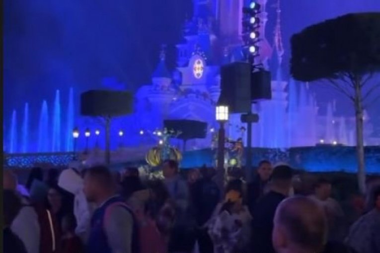 Aleks i Car u Diznilendu