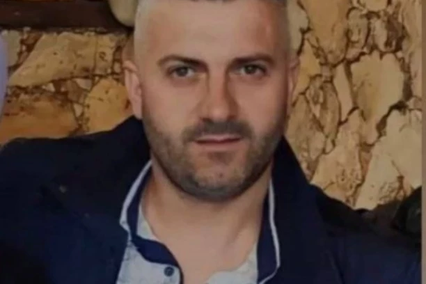 OVO JE MLADIĆ KOJI JE POGINUO KOD TUTINA: Ubilo ga drvo koje je palo tokom seče šume!