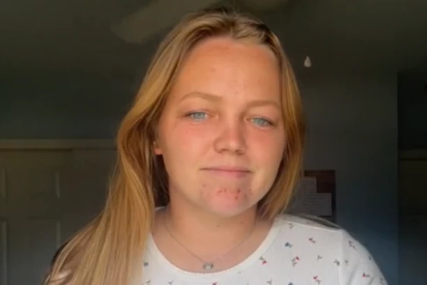 KATARINA SE MNOGO POKAJALA ŠTO JE OBJAVLJIVALA SLIKE SVOJE DECE NA MREŽAMA: Desilo joj se nešto JEZIVO,  a njih je ozbiljno ugrozila!