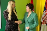 POSEBNO SMO ZAHVALNI NA OVOME! Ministarka poljoprivrede oprostila se od ambasadorke Čen Bo (FOTO)