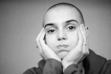 KONAČNO POZNAT TAČAN UZROK SMRTI ŠINEJD O'KONOR! Pevačica preminula nakon što je njen sin izvršio samoubistvo!