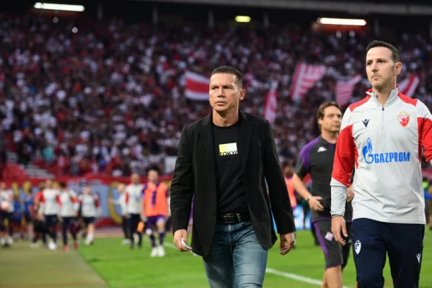 Barak Bahar diriguje SAVRŠENIM crveno-belim orkestrom: Navijači u TRANSU, ova Zvezda može da POMERI GRANICE!