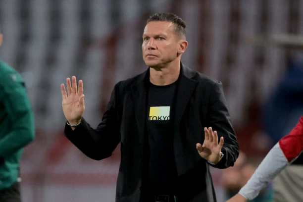 AFRIKANAC REMETI BAHAROVE PLANOVE: Zvezda ostala bez rasnog golgetera!