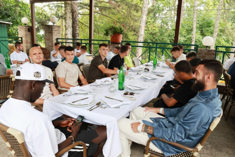 Zajedničko druženje FK Partizan