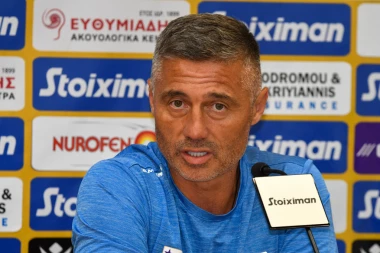 PLATIO CEH LOŠIM REZULTATIMA: Smenjen Radoslav Batak!