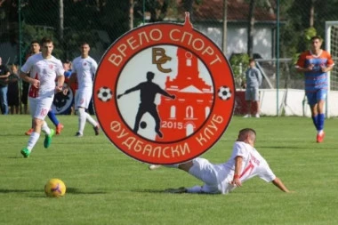 NOVA SPORTSKA OPREMA JE STIGLA: Rukovodstvo kluba svakodnevno radi na unapređenju svih segmenata srpskoligaša iz Vrela! (FOTO)