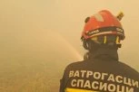 VATRA GUTA GRADSKU DEPONIJU: Požar u Kraljevu - vatrogasci na terenu!