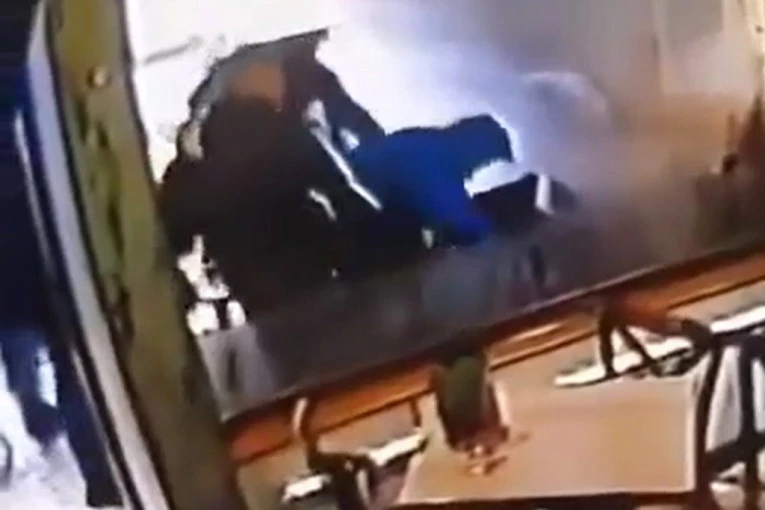 UZNEMIRUJUĆI SNIMCI PREBIJANJA U PIROTU! Isplivao video za koji se tvrdi se da su na njemu VELJA NEVOLJA I NJEGOVA EKIPA (VIDEO)