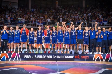 KAMEN BI ZAPLAKAO! Čista EMOCIJA "orlića": Sa postolja je GRMELA himna, LEGENDA čestitala na tituli - Srbija može da bude PONOSNA! (VIDEO)