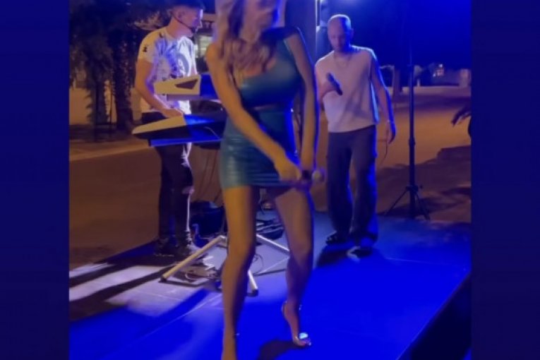 Anabela Atijas nastup Crna Gora