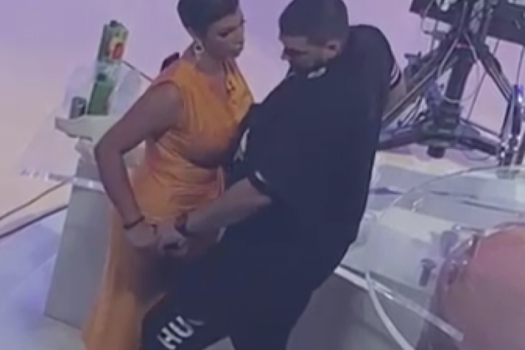 Miljana prilazi Zoli