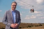 GONDOLOM OD ZLATIBORA DO PRIBOJSKE BANJE: Aleksandar Vučić obišao opštinu Priboj