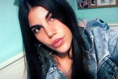 SOFIJI (20) BIVŠI DEČKO PREREZAO GRLO DOK JE SPAVALA! RAZLOG JE BIZARAN: U njenom rodnom gradu se danas održava služba u njenu čast