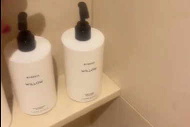 UVEK KOZMETIKU NOSITE SA SOBOM! Menažerka hotela upozorava: Nikada ne koristite šampone i kupke iz hotelskih kupatila, VEOMA JE OPASNO!