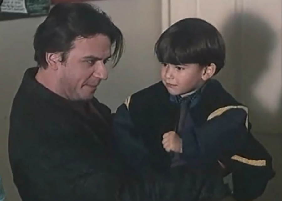 Sin Dušan sa tatom glumio u filmu "Bolje od bekstva" kada je imao samo tri godine