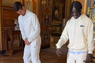 DA LI JE TO NOVAK ĐOKOVIĆ ILI MAJKL DŽEKSON? Srbin naučio nove plesne pokrete i oduševio planetu (VIDEO)