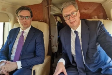 ŽIVELO PRIJATELJSTVO SRBIJE I SEVERNE MAKEDONIJE! Predsednik Vučić se sa Pendarovskim uputio ka Vranju (FOTO)