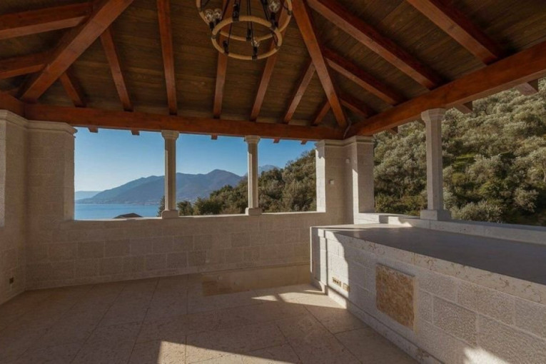 Viktorija i Dejvid Bekam kuća u Crnoj Gori