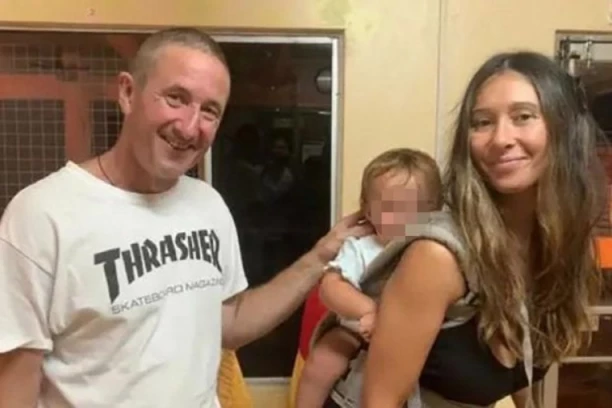 BEBA (1) SE UDAVILA U MORU DOK SU RODITELJI SPREMALI VEČERU: Ostavili je na palubi broda da se igra, kad su izašli iz kabine nigdeje nije bilo