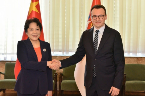 PETAR PETKOVIĆ S SASTAO SA ODLAZEĆOM AMBASADORKOM KINE:  Čen Bo svih ovih godina doživljavao srpski narod kao iskrenog prijatelja