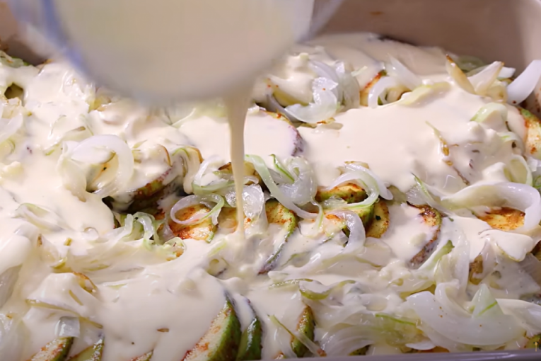 Prelivanje tikvica i luka