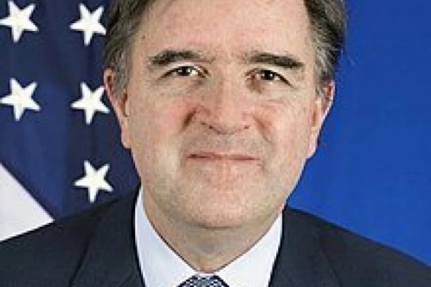 O'Brajen: Srbiji ekonomski dobro ide, prihodi i investicije rastu