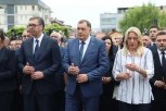PREDSEDNIK VUČIĆ NA OBELEŽAVANJU DANA SEĆANJA U PRIJEDORU: Reći će egzodus, pogrom, progon, ali niko neće reći - najveće etničko čišćenje! (VIDEO)