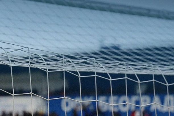 STVARA SE BEDEM PRED GOLOM: Nekadašnji golman Crvene zvezde i crnogorski internacionalac stigli na staru Karaburmu - trener Krunić će imati slatke muke! (ANKETA)
