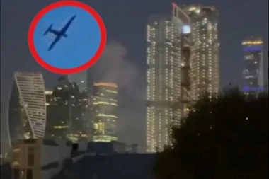 JAKA EKSPLOZIJA U MOSKVI! Nad gradom oboren dron! (VIDEO)