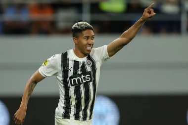 SALDANJA ŠOKIRAO GROBARE! Nisam uvek bio NAPADAČ! Evo na kojoj je pozicji počeo da igra fudbal!