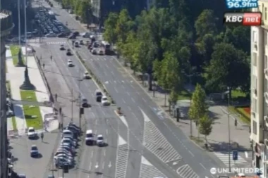 NEVEROVATAN PRIZOR NA ULICAMA BEOGRADA JUTROS: Prazan grad, nigde nikoga, da li su odmori uticali na ovu sliku?