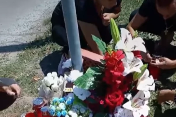 MAJKA DEČAKA STRADALOG OD STRUJNOG UDARA OČAJNA: Njene reči kidaju dušu, Bačka Palanka zavijena u crno