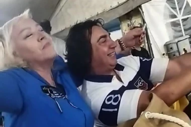 OVAKO SE IDE POD ŠATRU: Zorica Marković sa kolegom napravila LOM, pogledajte HIT snimak koji kruži mrežama! (VIDEO)