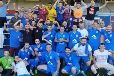 IZNENAĐUJUĆA ODLUKA: Ćuruvija i Srem se rastali na 20 dana pred početak prvenstva!