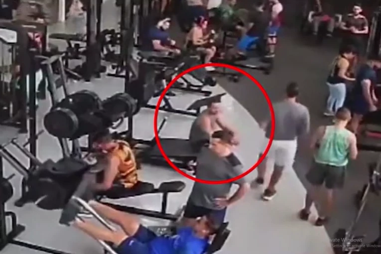 ZASTRAŠUJUĆI SNIMAK IZ TERETANE OPOMENA ZA SVE: Muškarcu pala sprava na vrat - lekari kažu da su šanse da ponovo prohoda MINIMALNE (VIDEO)