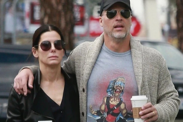 TRAGIČNA LJUBAVNA PRIČA SANDRE BULOK I BRAJANA RENDALA: Zaljubili se na prvi pogled, OVAKO je glumica pričala o njemu!