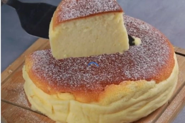 OVAKAV KOH JOŠ NISTE PROBALI: Toliko je SOČAN da mu preliv od mleka ni ne treba!