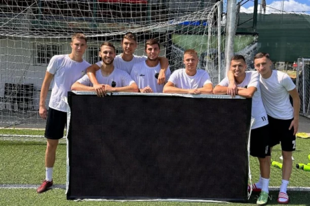 NOVINE NA PRESTONIČKIM TERENIMA: Velika donacija Fudbalskog saveza Beograda klubovima - značajna ulaganja u infrastrukturu! (FOTO GALERIJA)