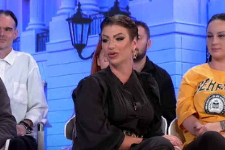 Miljana Kulić, Narod pita