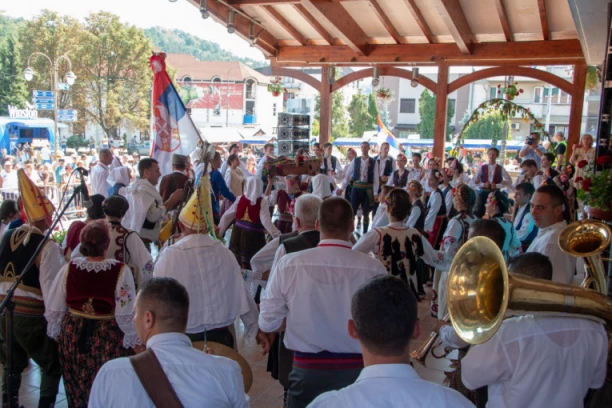 DANAS POČINJE GUČA FESTIVAL: Aco Pejović za početak petodnevne fešte!