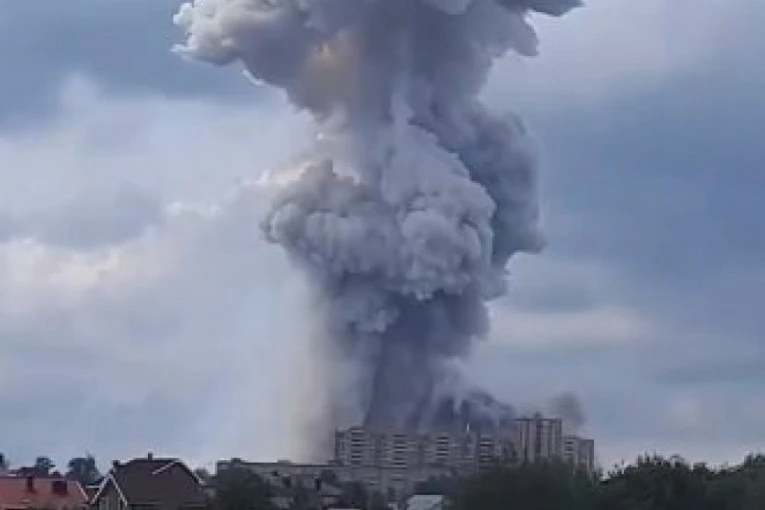 50 POVREĐENIH U EKSPLOZIJI U FABRICI! Jedna osoba preminula u pogonu kod Moskve