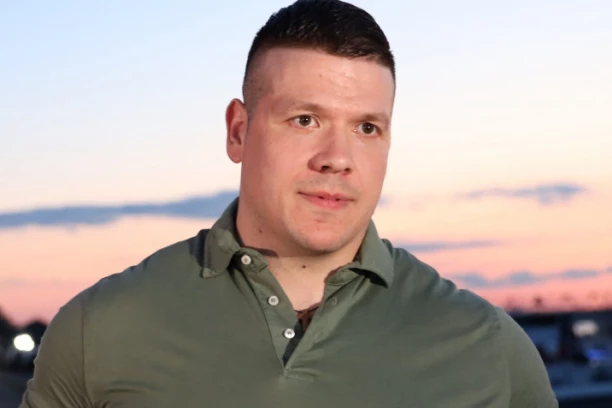 SLOBA PROZVAO PEVAČA, PA DOBIO PRETNJE: Dabogda ti dete i porodica umirali u MUKAMA!